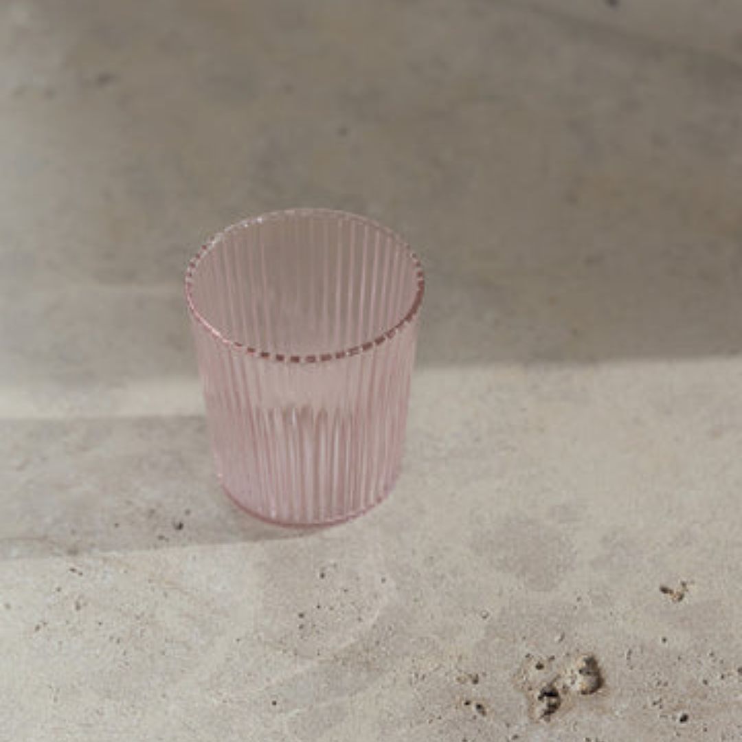 Lichtroze ribbelglas voor Paveau Pink Ribbelglazen – Set van 2 - Deuxamis